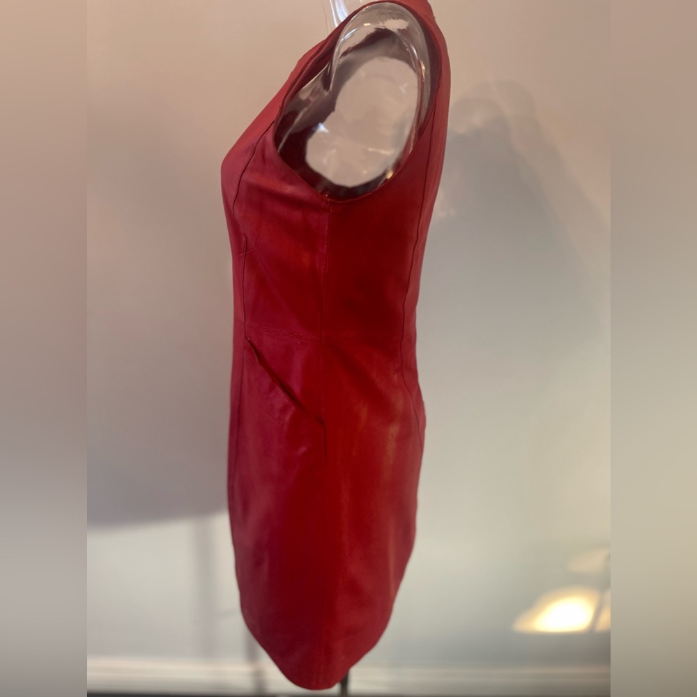 Vintage red leather dress with pockets - Picture 2 of 4